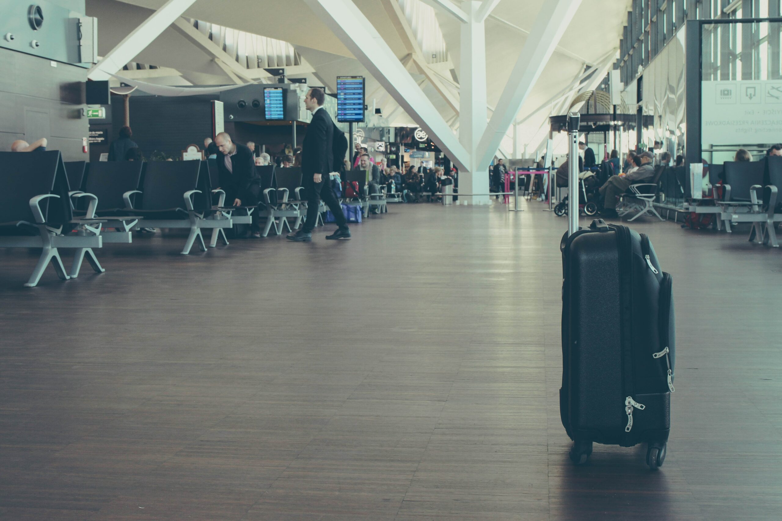 12 airport hacks you never knew