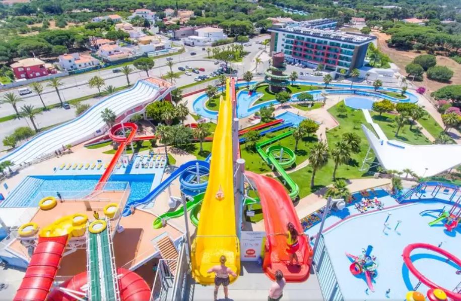 hotels with waterparks