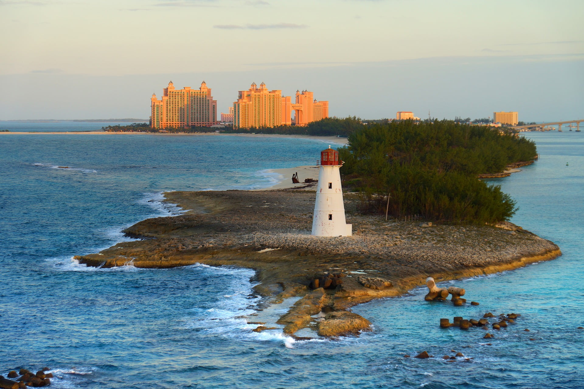 PCR tests in Nassau